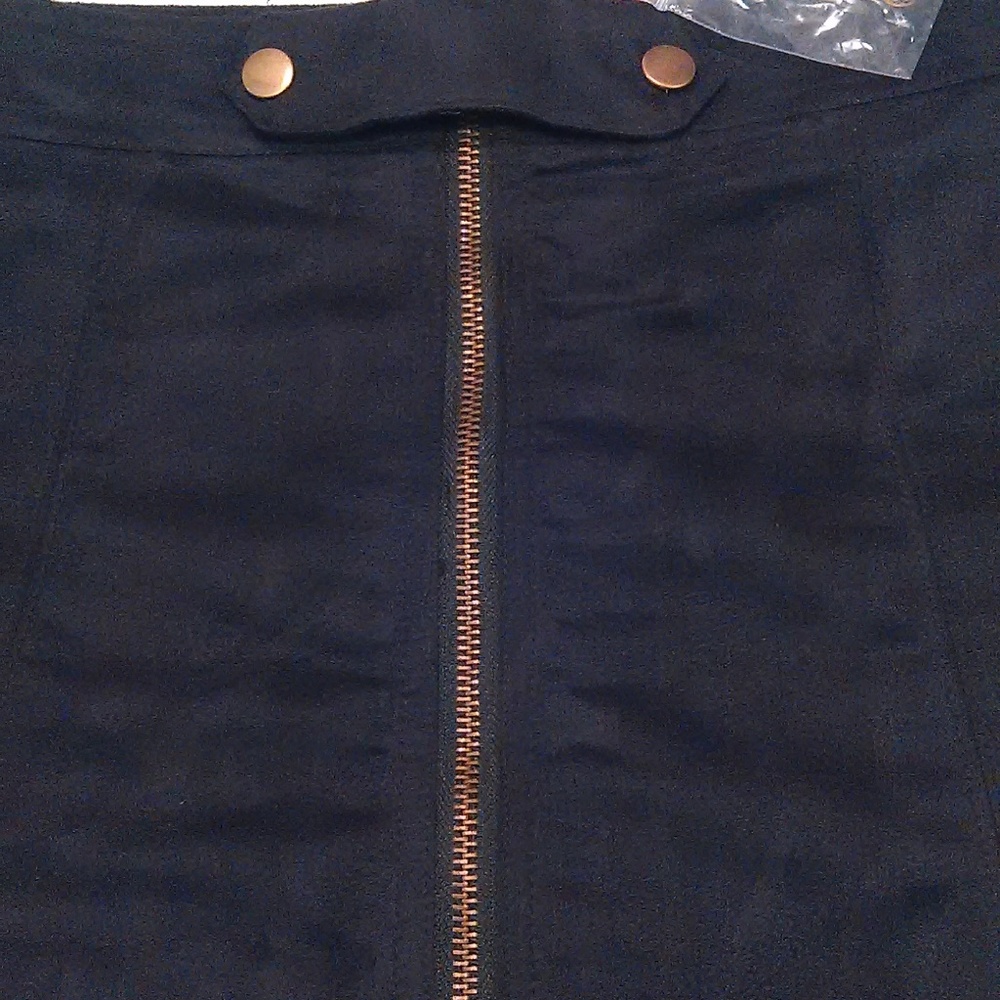 RUE 21 NWT Mock Suede Black Zipper Mini Skirt Med - Picture 2 of 6